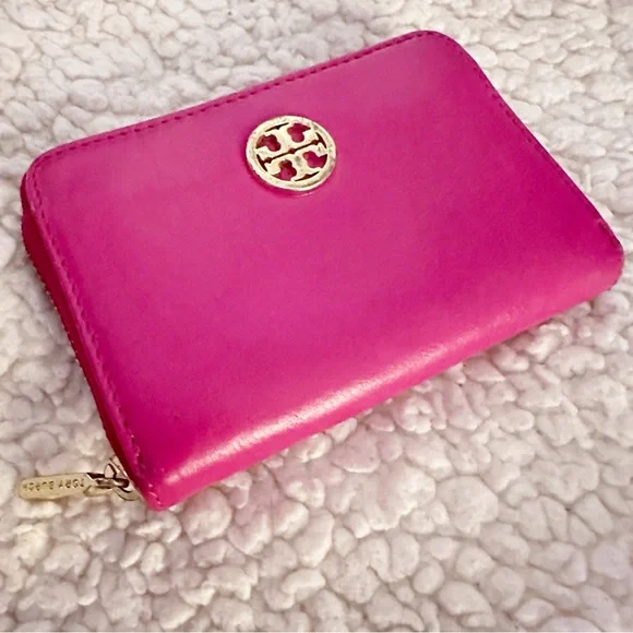Tory Burch Zip Pink Wallet Keychain with Gold Accent - Picture 16 of 16